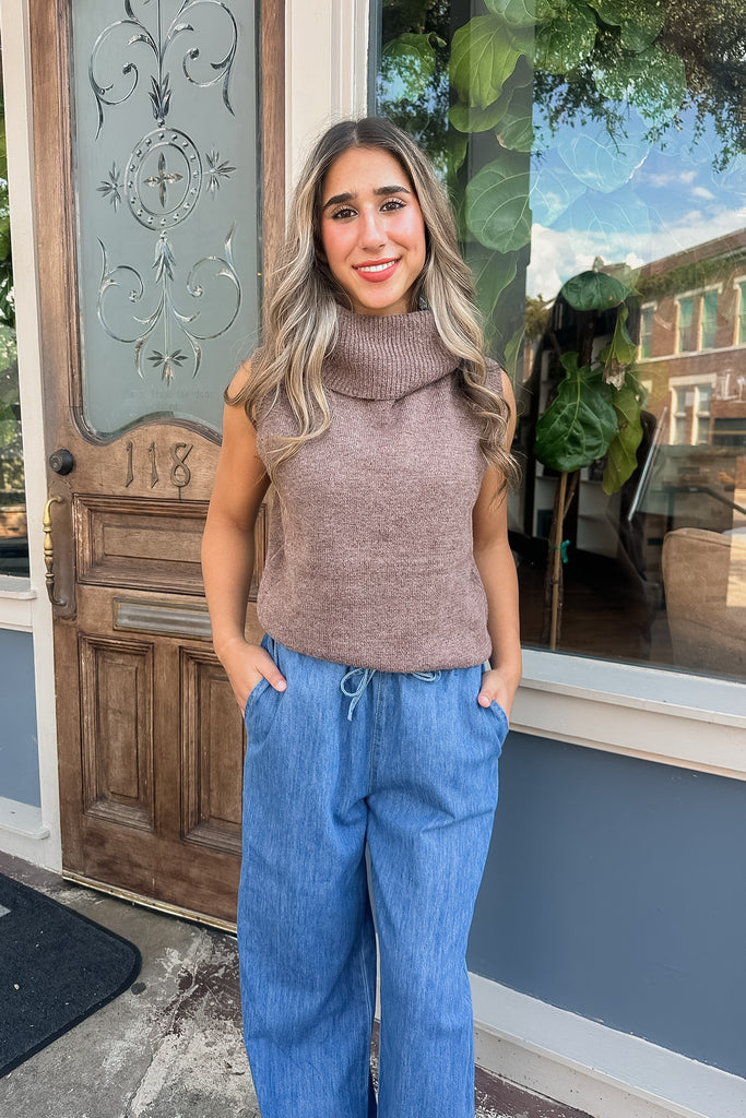 Wide-Leg Drawstring Pant