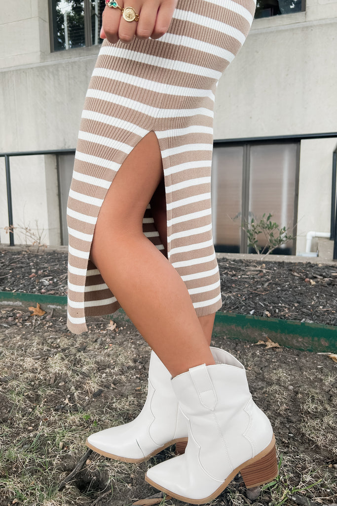 Simple Ribbed Knit Dress