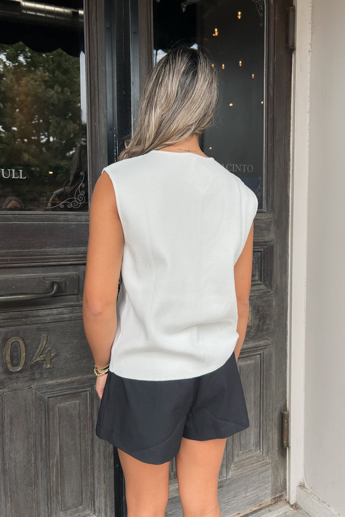 Ainsley Pleated Shorts - Black