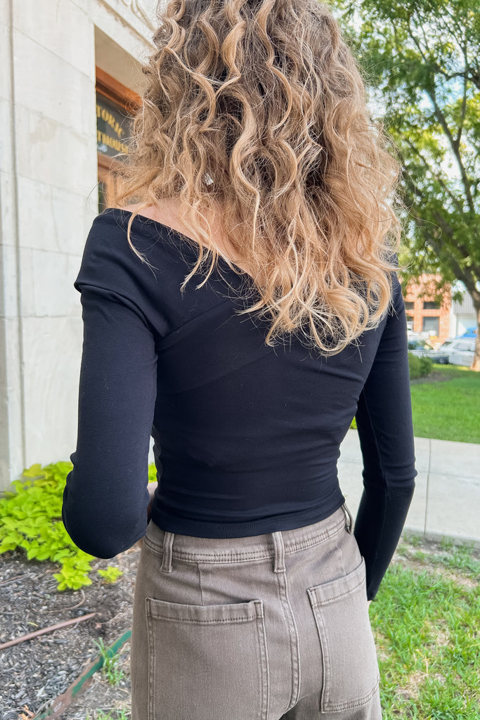 Noel Top- Black