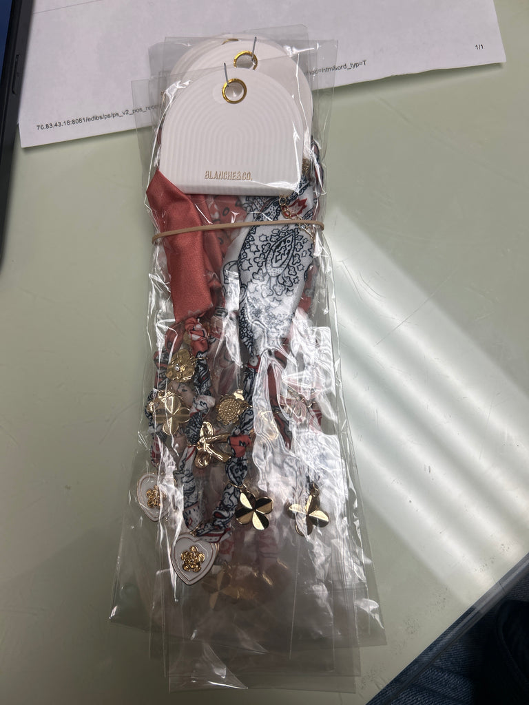 The Magnolia Scarf Necklace